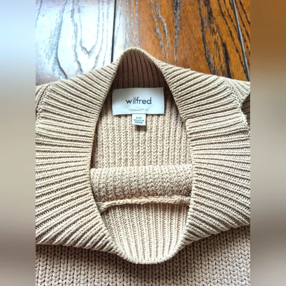 XXS Aritzia Sculptknit Top Wilfred - Picture 3 of 6